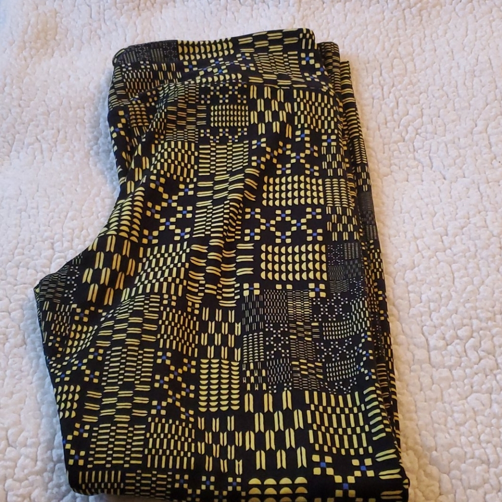 NWOT Lularoe Tall & Curvy Leggings